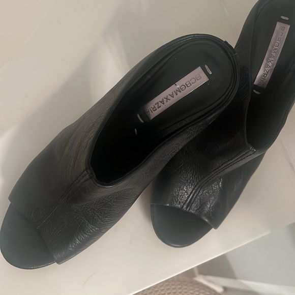 BCBG Max Azria leather 4inch open toe mules.size 8.5 - Picture 2 of 5